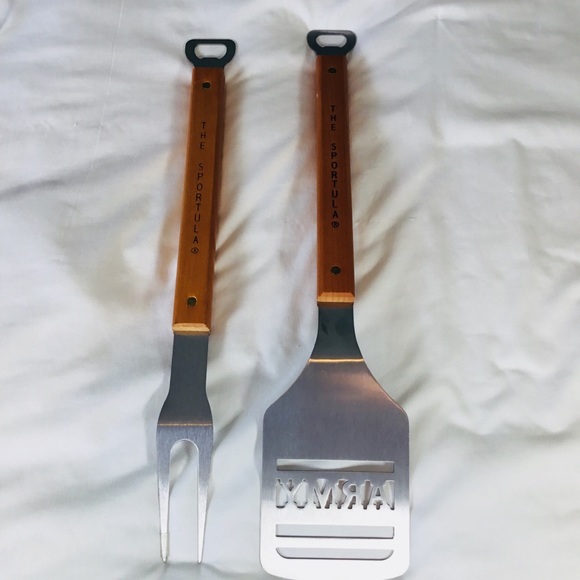 Army Strong BBQ Grilling Set by You the Fan - Picture 9 of 12